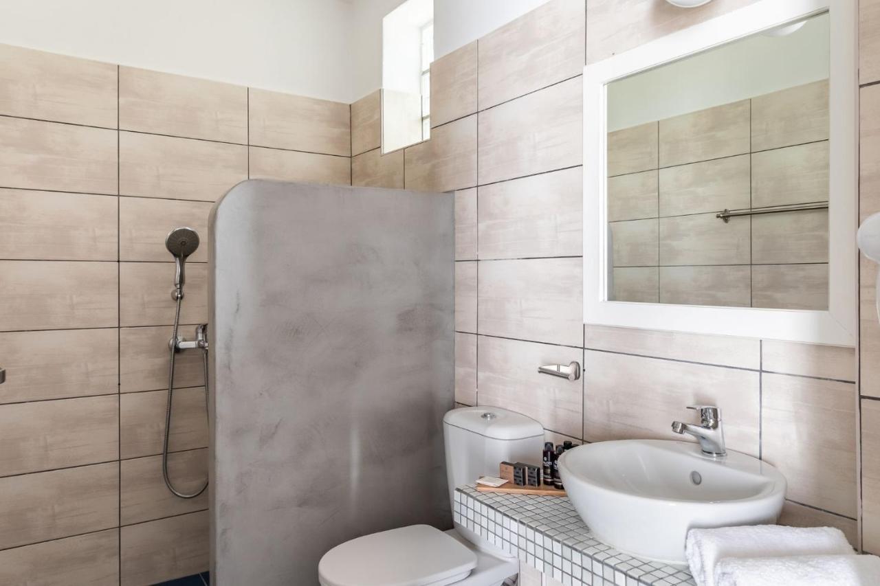 Milia Beach Apartments Paralia Milia ภายนอก รูปภาพ