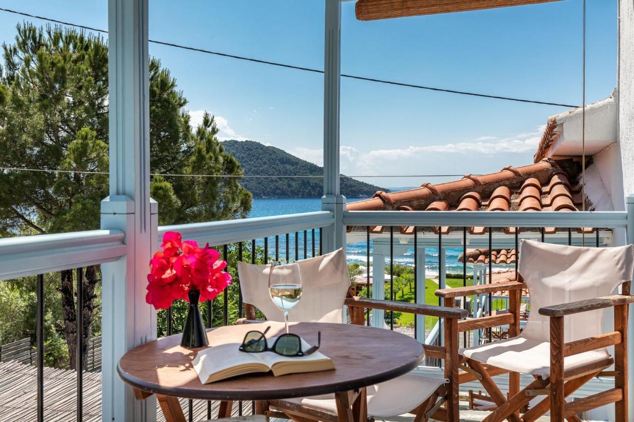 Milia Beach Apartments Paralia Milia ภายนอก รูปภาพ