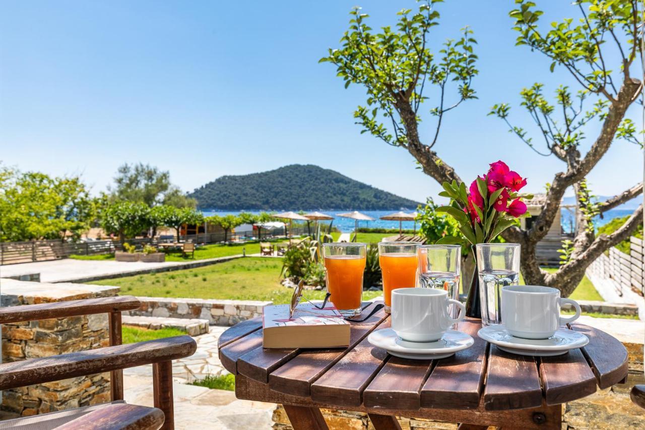 Milia Beach Apartments Paralia Milia ภายนอก รูปภาพ